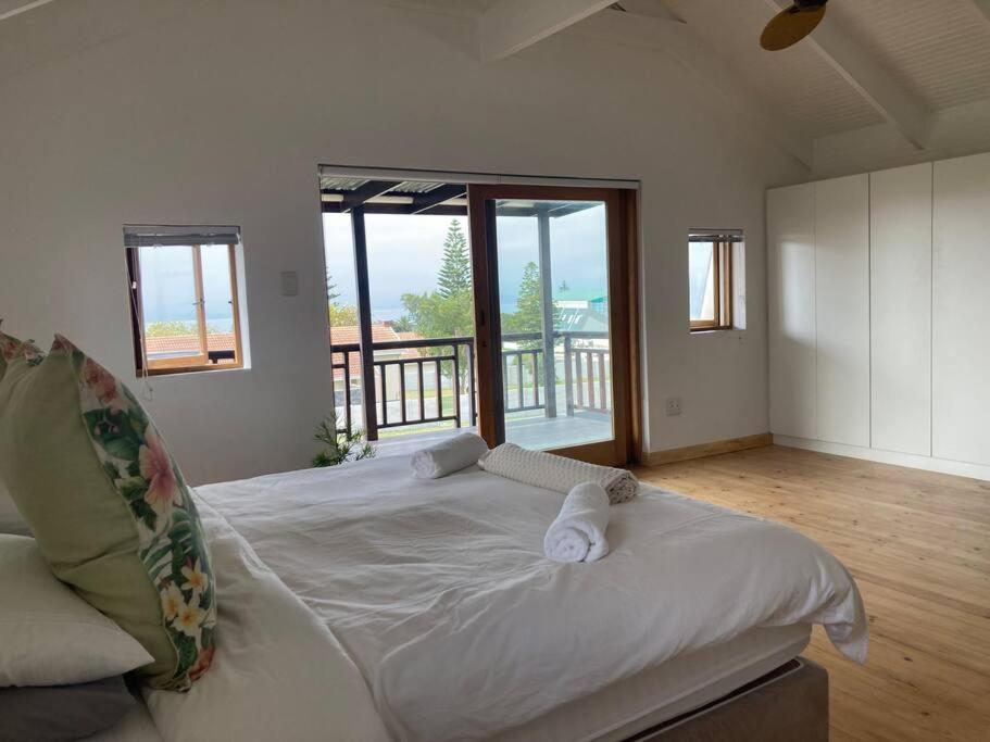 Becks At The Bay Loadshedding Free Villa Mossel Bay Exteriör bild